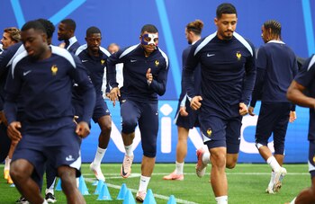 El delantero trabajó a la