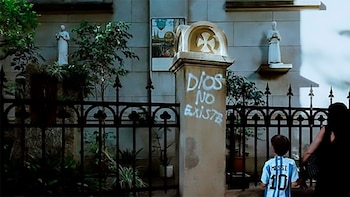 Un niño con la “10″