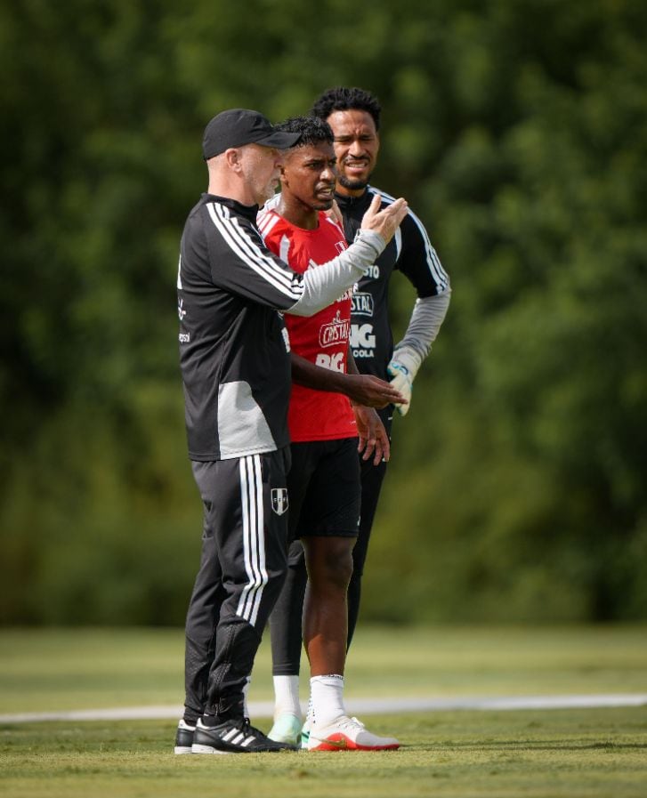 El exinternacional estadounidense consideró que Perú también tendrá una oportunidad en el duelo de Orlando. Lalas resaltó el momento de cambio que atraviesan ambas selecciones y sus respectivas generaciones. (Selección Peruana)