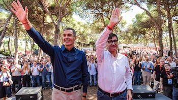 El PSC apoya a Sánchez y afirma que, entre avanzar y retroceder, "Cataluña lo tiene claro"