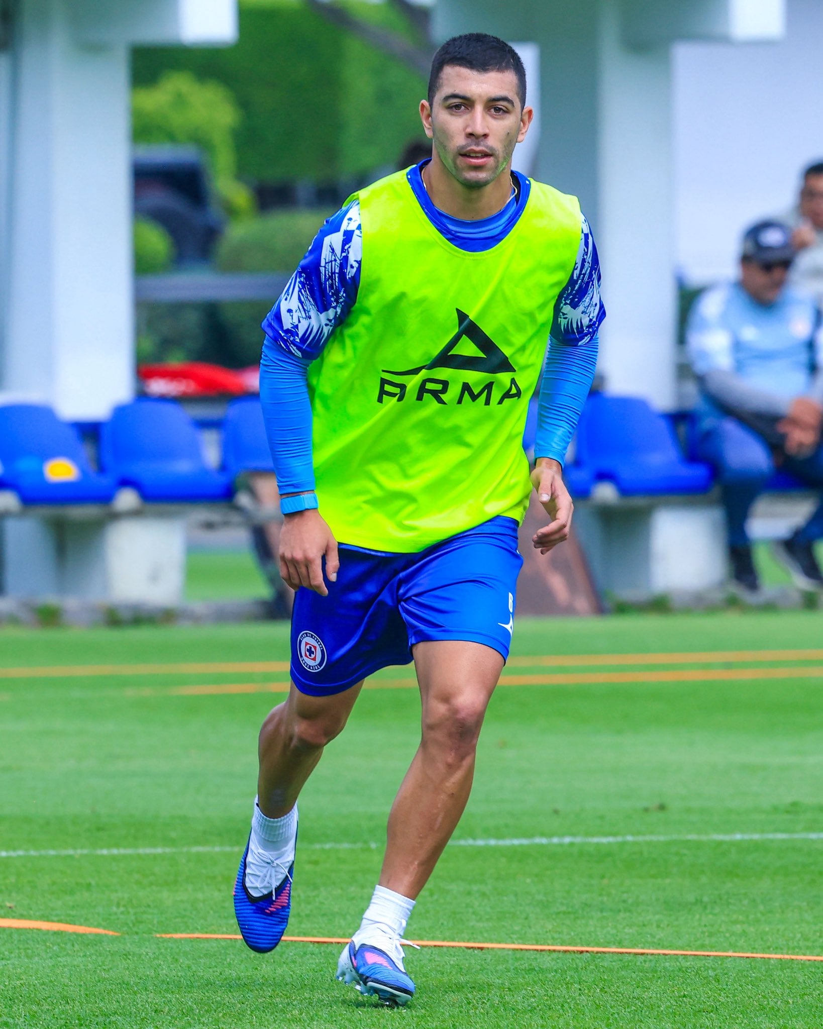 El mexicano reportó en La Noria después de participar en el Mundial 2026 (X / Cruz Azul)