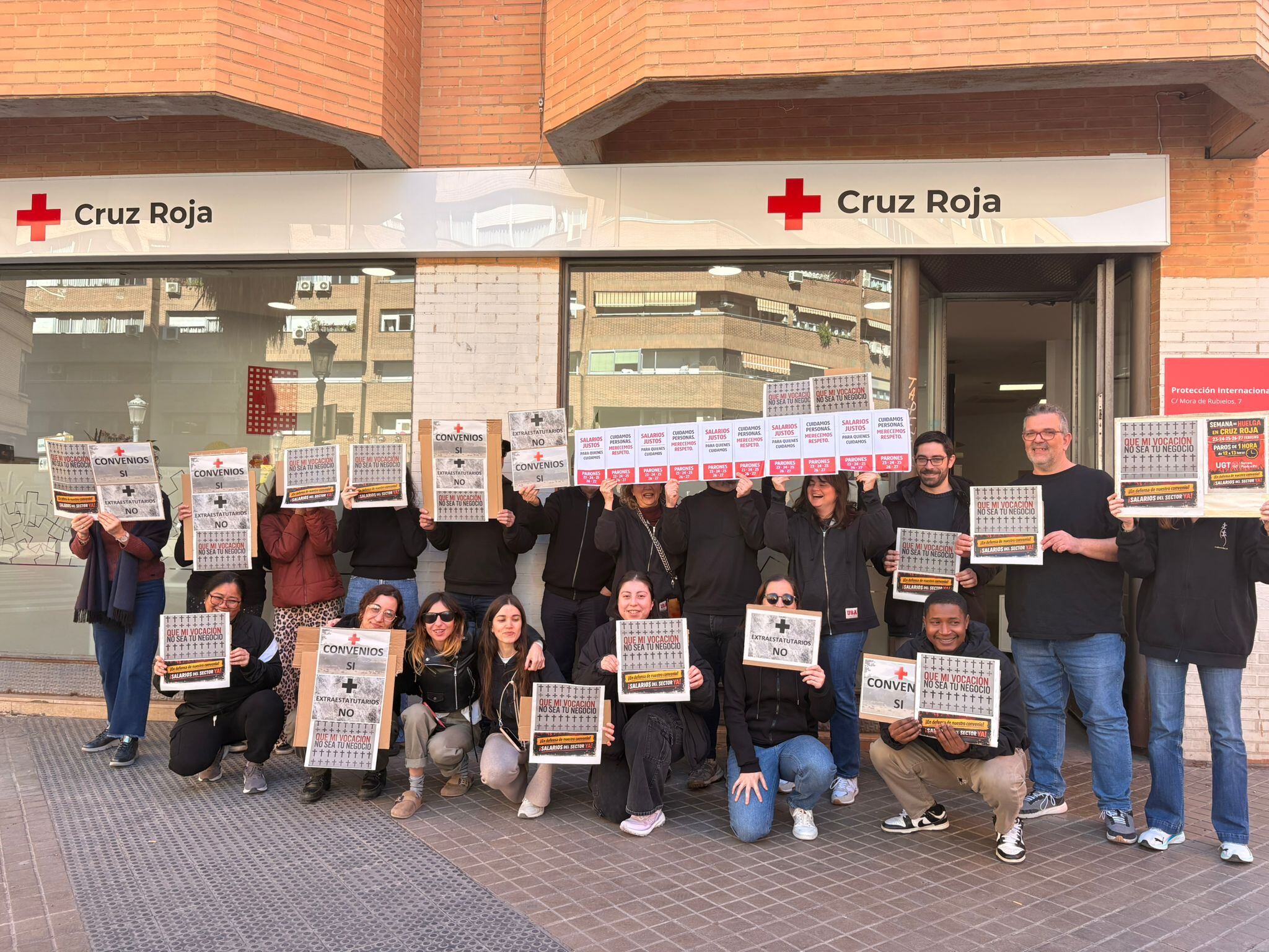 Los empleados están realizando paros de una hora en toda la Comunidad Valenciana. (Cedida a Infobae)