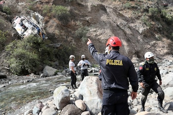 El autobús cayó a un