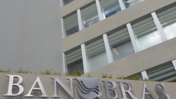 Banobras coloca 13 mil millones