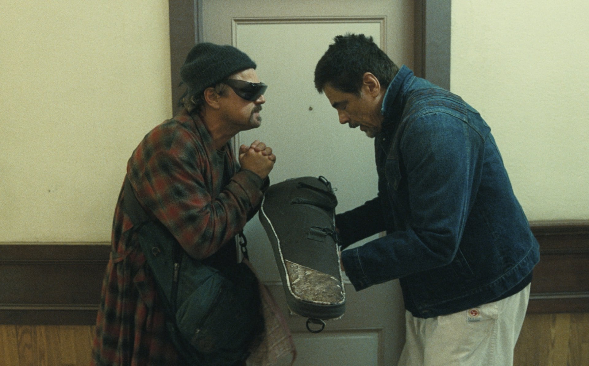 Leonardo DiCaprio y Sean Penn respaldaron la incorporación de Benicio del Toro al film, según reveló el propio actor (Warner)