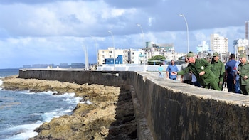 Ecuador declara personas no gratas