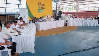 Disidencia de las Farc le insistió a Abelardo de la Espriella que no acabe con el proceso de paz: “Estamos firmes”