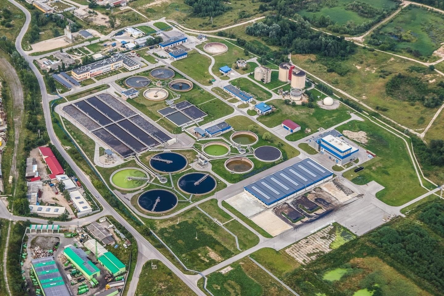 El presidente De la Espriella aseguró que se pondrá en funcionamiento una planta de tratamiento de aguas residuales en Bolívar - crédito Europa Press
