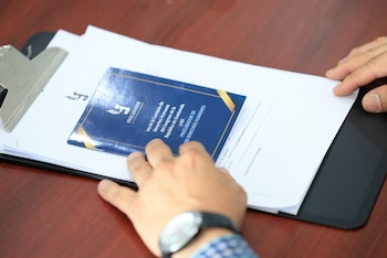 Solo el 48% de los buses extraurbanos autorizados presentó el certificado obligatorio, evidenciando graves deficiencias en el control estatal. (Foto cortesía Dirección General de Transportes)