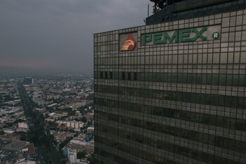 El exdirector de Pemex presentó un amparo