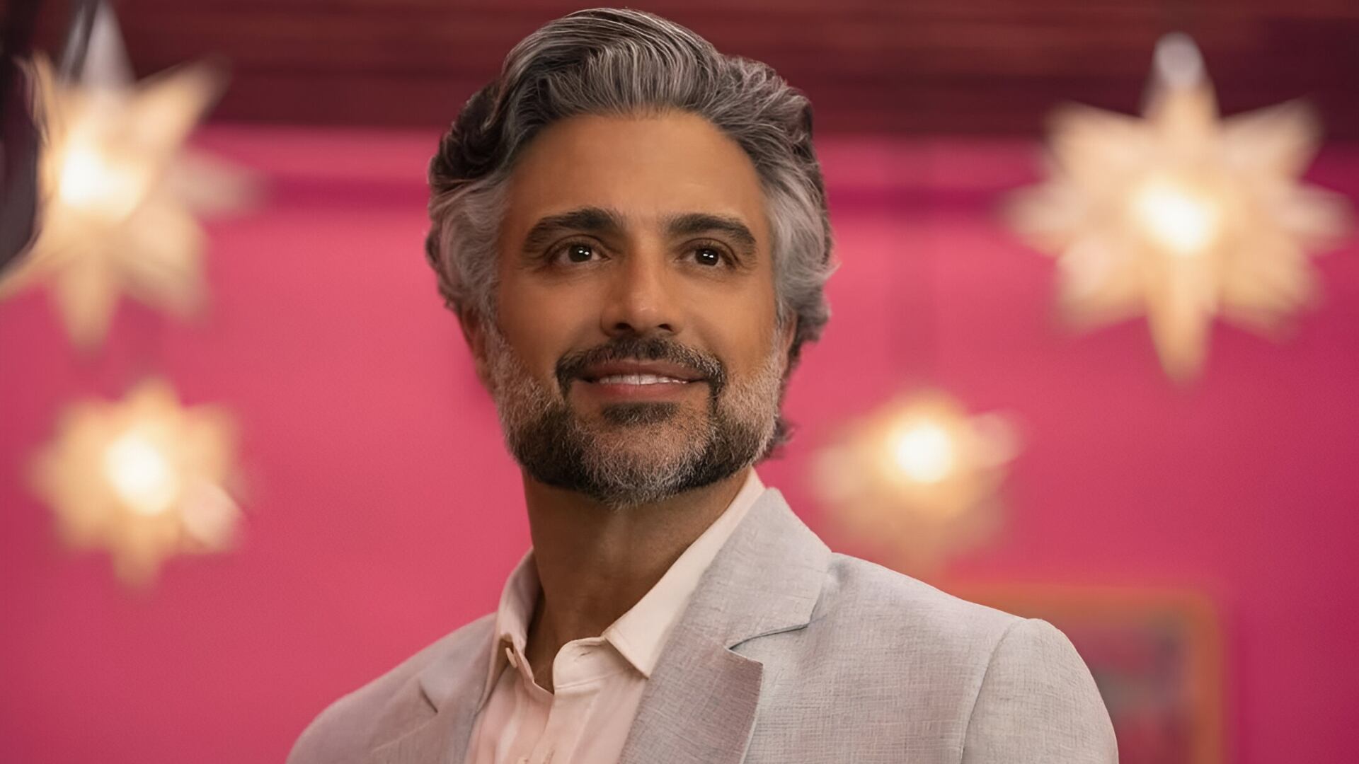 Jaime Camil negó haber impuesto condiciones a TV Azteca para aceptar conducir