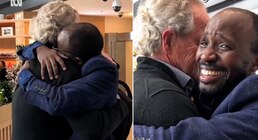 Un científico ugandés conoció a la familia australiana que lo apadrinó cuando era niño y el encuentro emocionó en las redes