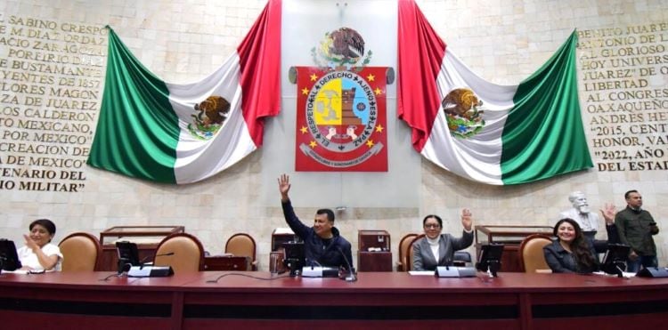 El Congreso local recibió la iniciativa a través de Tania Caballero, Eva Diego Cruz y Dennis García Gutiérrez, en la LXVI Legislatura. (Congreso del Estado)