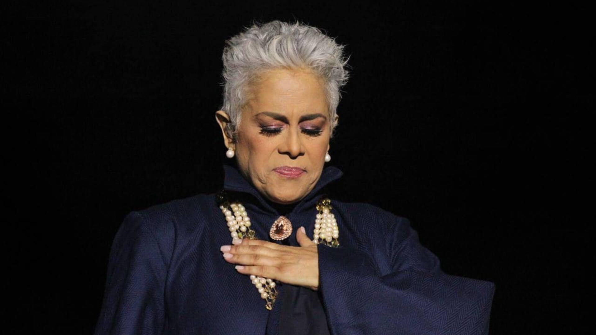 Eugenia León, nacida en la Ciudad de México en 1956, es una reconocida cantante mexicana, referente de la música tradicional, popular y de fusión. Foto: Eugenia León, Fb