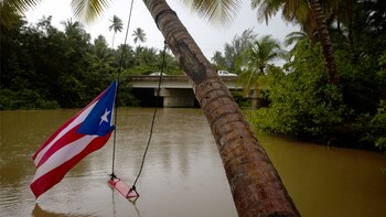 Cientos de personas refugiadas y
