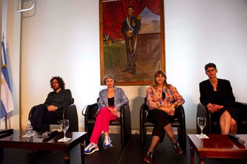 Alejo Ponce de León, curador;