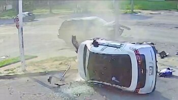 El conductor del auto recibió