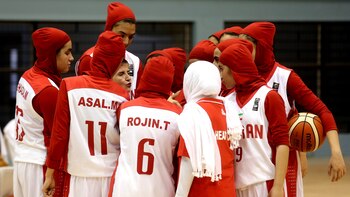 Acusan de traición a las