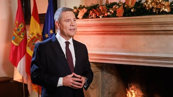 Page carga contra "los que