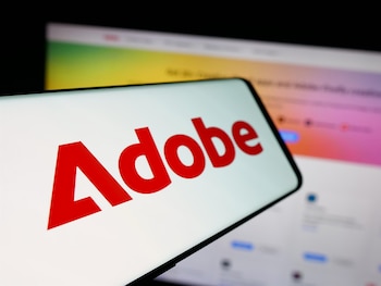 Adobe enfrenta el desafío de integrar inteligencia artificial en sus herramientas creativas sin perder a los profesionales del sector (Europa Press)