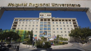 La mujer que aún permanece hospitalizada en la UCI por el accidente de Adamuz da a luz a un niño