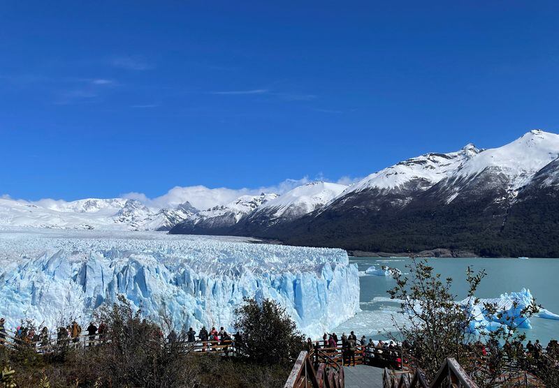 El glaciar Perito Moreno, en las afueras de El Calafate (Foto: Reuters/Lucinda Elliott)