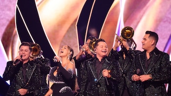 Banda Los Recoditos se pronuncia