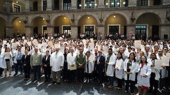 IMSS fortalece atención en Edomex con la llegada de más de mil especialistas