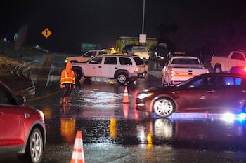 La lluvia persistirá mientras los californianos cansados de la tormenta enfrentan evacuaciones