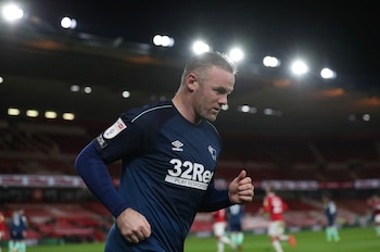 Wayne Rooney es jugador y