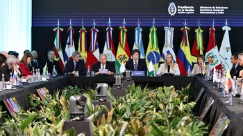 Javier Milei preside la Cumbre