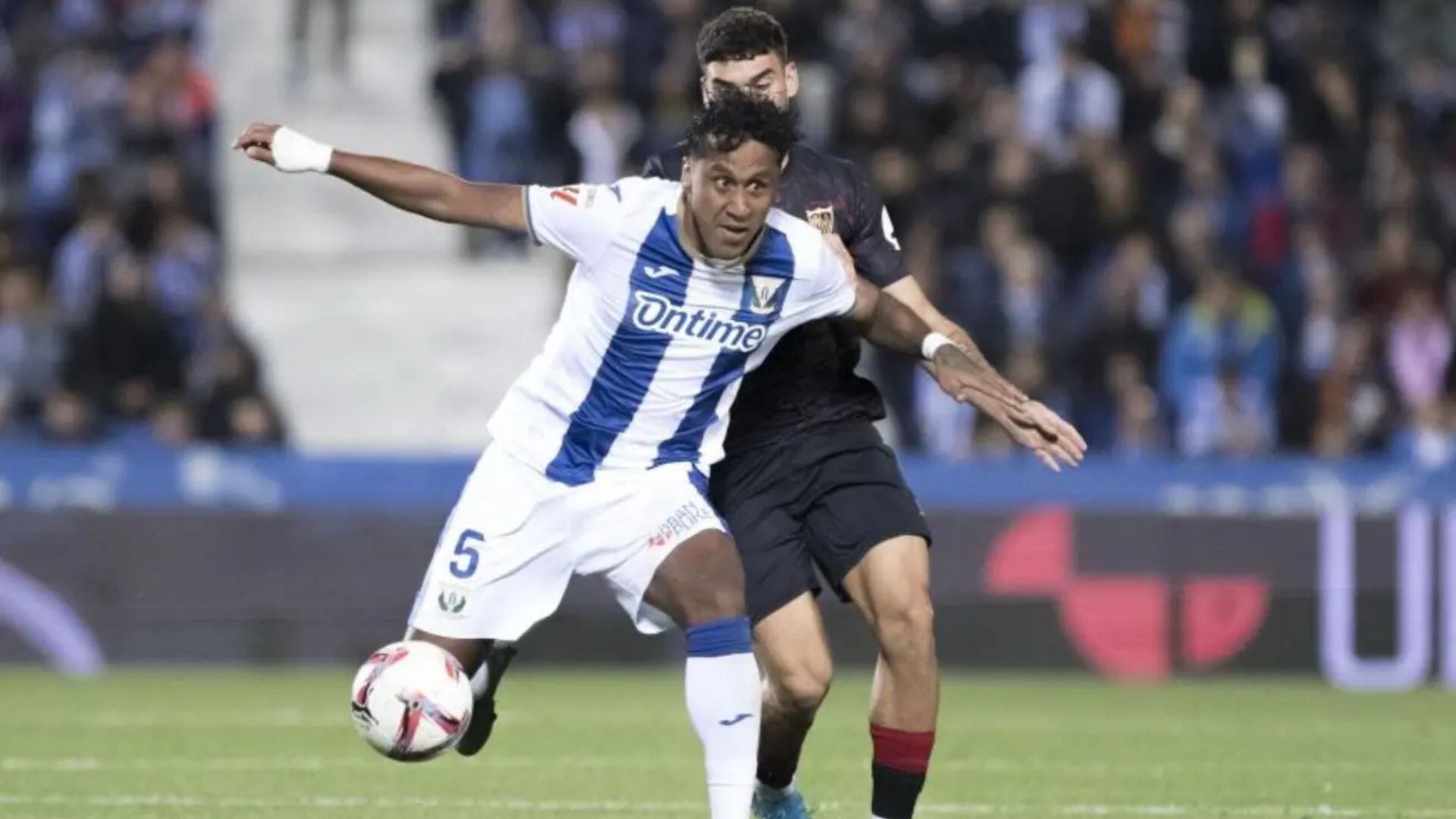 Renato Tapia alineó como titular en 34 partidos con Leganés. - Crédito: LaLiga
