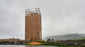 Cómo es Mjøstårnet, el edificio