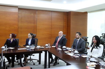 Presentes en la reunión de