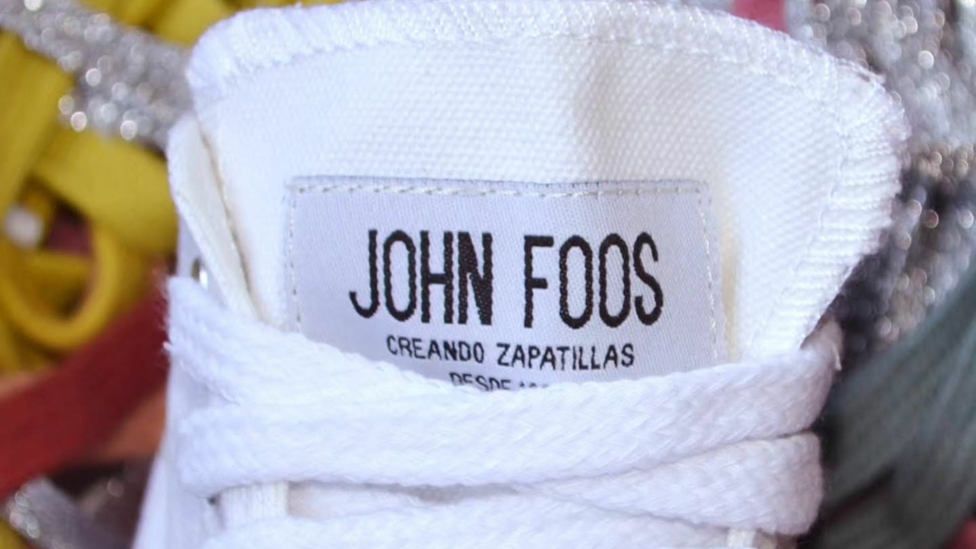 John Foos, fundada en la década de 1980, dejará de fabricar zapatillas en su planta de Beccar, en el partido de San Isidro (@johnfoosla)