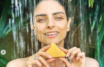 Aislinn Derbez reapareció en Instagram con fotos en bikini