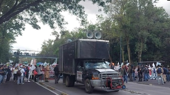 EN VIVO | Bloqueos, accidentes y manifestaciones hoy 21 de octubre: Marcha de trabajadores del IMSS provoca el cierre de Eje 1 Poniente
