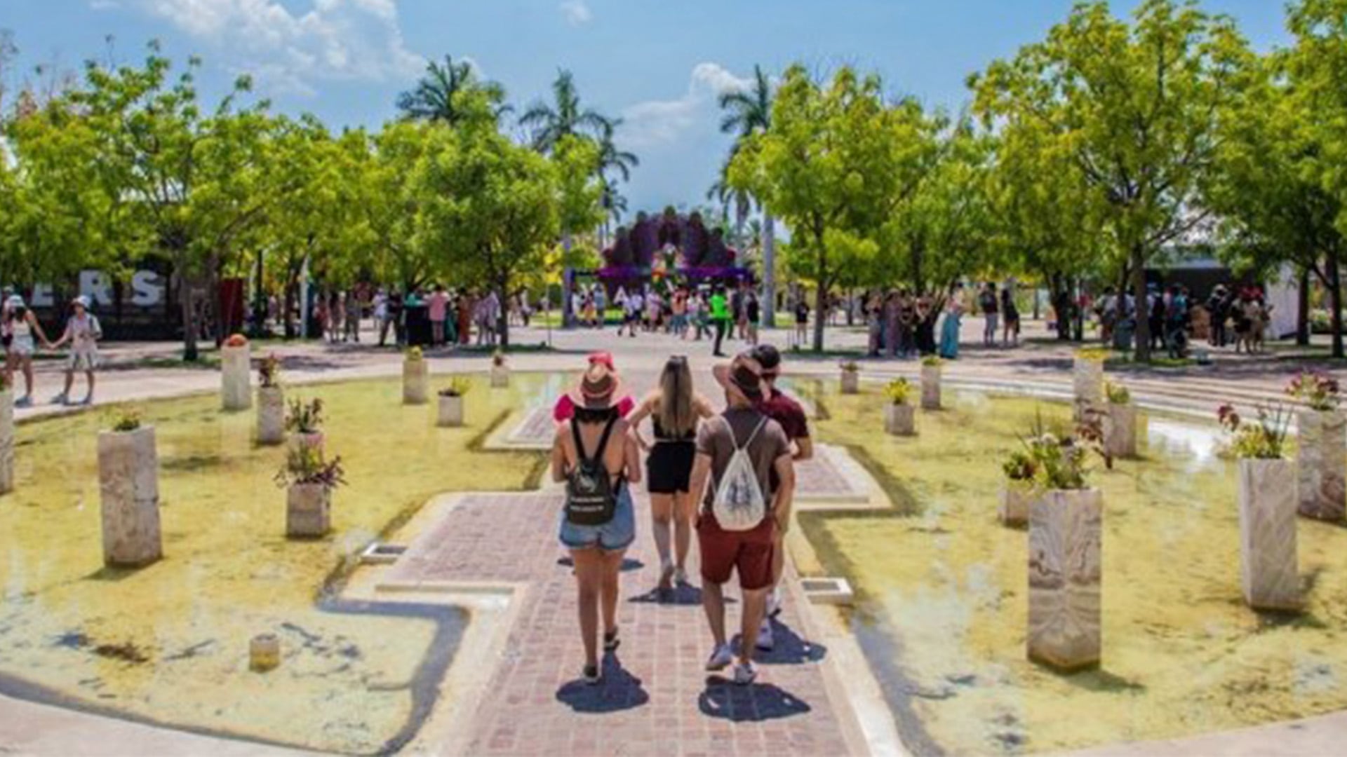 El evento ofrecerá 12 horas continuas de música, con escenarios rodeados de jardines temáticos en Morelos. (CRÉDITO: Ocesa)