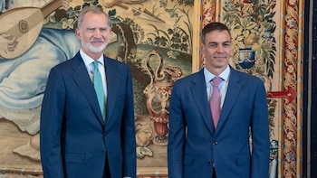 En directo | Pedro Sánchez llamó por teléfono al rey Felipe VI este domingo para informarle del adelanto electoral: última hora y primeras reacciones
