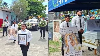 El Salvador: Funeral de Glenda reúne a la comunidad de Texistepeque en medio del luto
