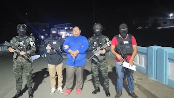 Salvadoreño intentó cruzar a Honduras ocultando sus tatuajes: capturan a presunto miembro de la Pandilla 18
