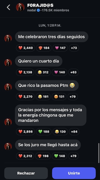 El cantante compartió varios mensajes