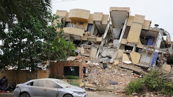 Aumentan a casi 3.000 los muertos por los terremotos en Venezuela