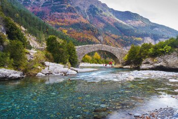 La raíz lingüística 'ar' o