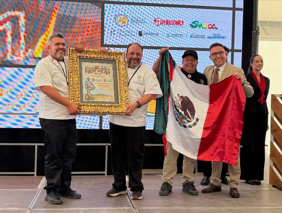 El restaurante Burguettos, de Apizaco- Tlaxcala, Méxicom se alza con el primer premio en el concurso de Sueca (Ayuntamiento de Sueca)