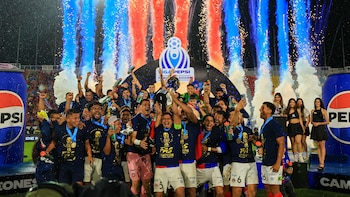 FAS hace historia, derrota a Águila y lidera el palmarés del fútbol salvadoreño