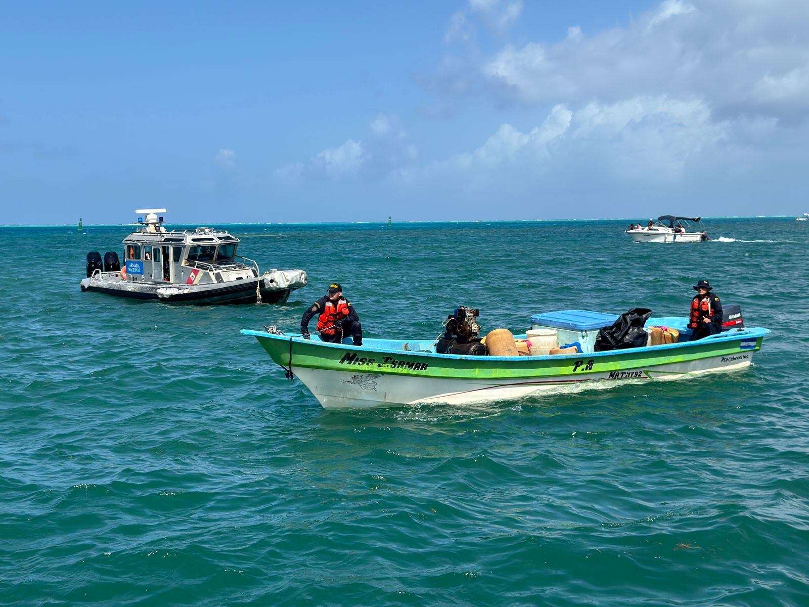 Pesca ilegal - San Andrés - Armada de Colombia- Cayo Quitasueño