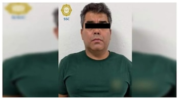 Mató a un adolescente de 17 años que discutió con su hijo y agredió su auto en CDMX