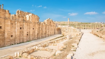 Descubren en Jordania restos con