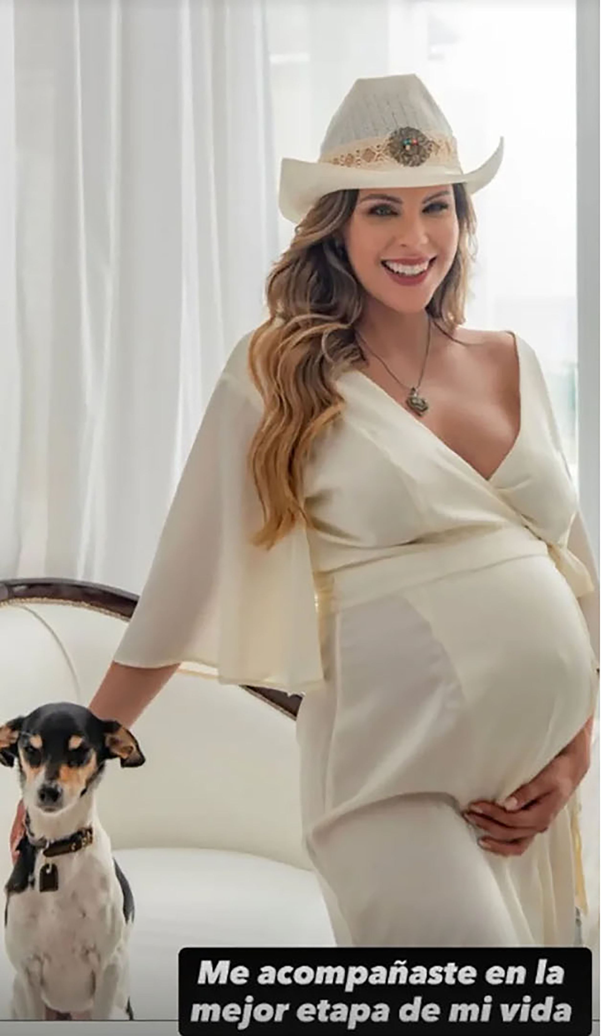 Barby Franco acompañada por Shiva durante su embarazo